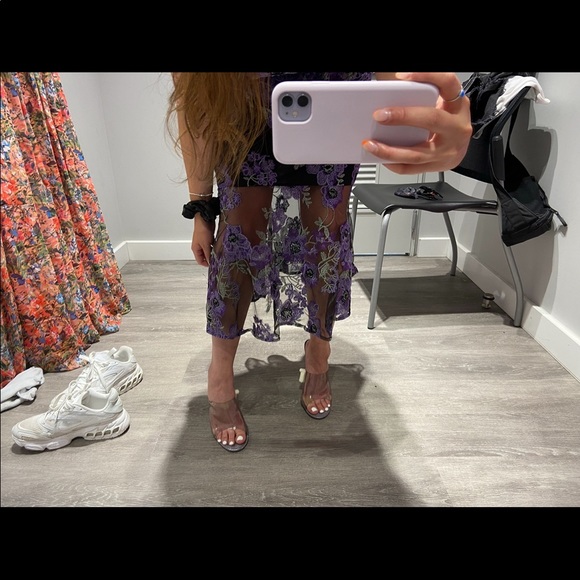 Chi chi London dress, size US 10. Purple floral - Picture 1 of 2